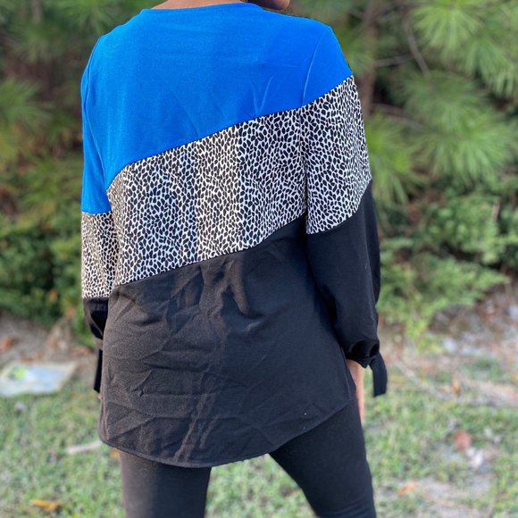 NWT Gorgeous Alfani Blue and Black Top/Blouse - Picture 3 of 4